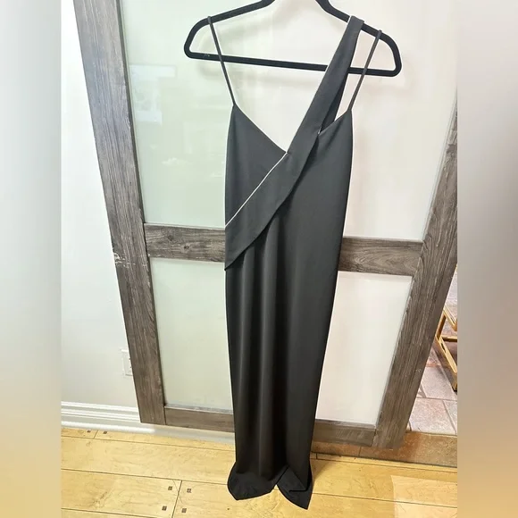 Zara Black Maxi Formal Dress with Silver Embellished Accent - Picture 2 of 5